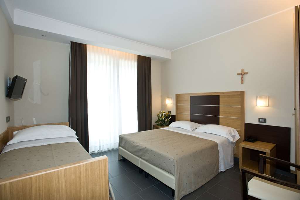 Hotel Vittoria San Giovanni Rotondo Room photo